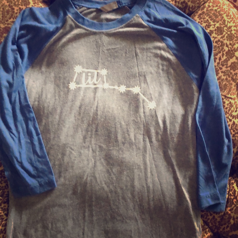 Baseball tee